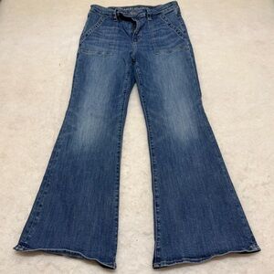 American Eagle Super High-Rise Flare Next Level Stretch Size 12 Short